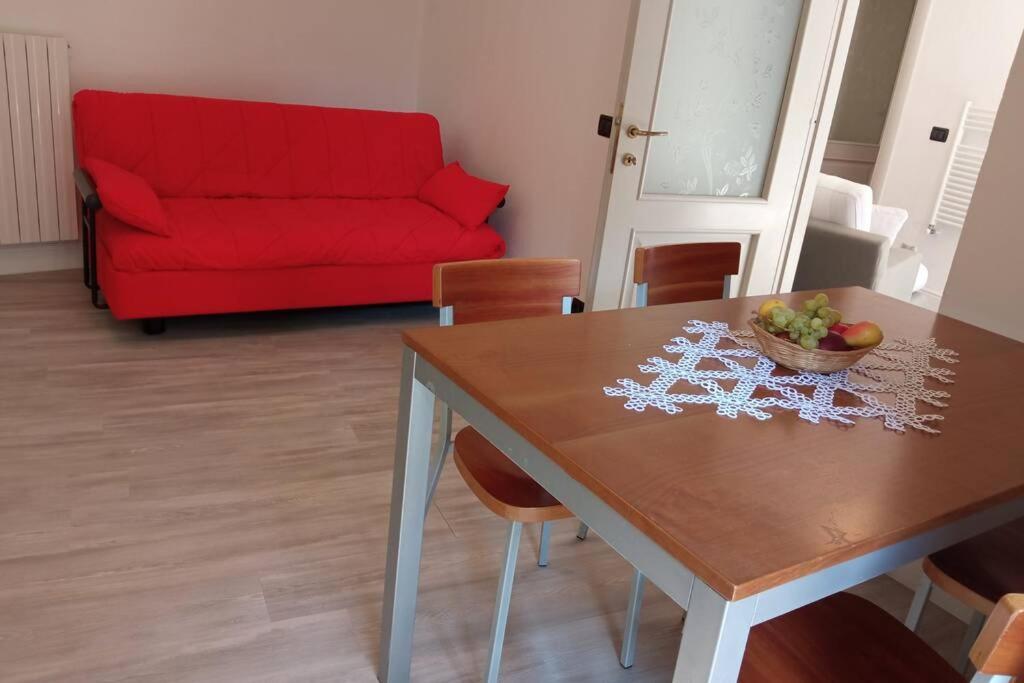 Entire Flat, Independent Entrance, 20 Mins To Bgy - Bergamo Milan Airport Apartment Nembro Exterior photo