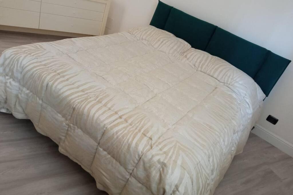 Entire Flat, Independent Entrance, 20 Mins To Bgy - Bergamo Milan Airport Apartment Nembro Exterior photo